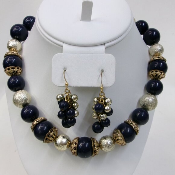 2-Strand Faux Pearl Gold Rhinestone Butterfly Choker Necklace & Earrings Set - Picture 1 of 2